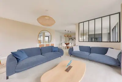 Image de 200m de la plage, grande maison pour 10