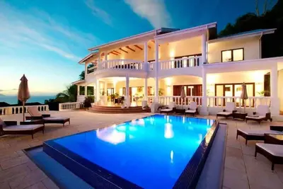 Image de Delightful Villa with Infinity Pool & Tropical Garden