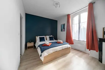 Image de Appartement design proche centre - parking gratuit