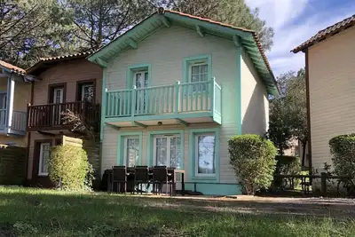 Image de Maison jumelée rénovée 6 pers. dans residence avec piscine proche golf  Wifi - 491825