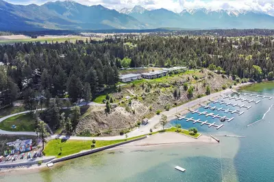 Image de Lakeside 3 bed townhome! Indoor pool/hot tub - Sleeps 8