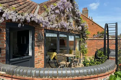 Cottage-Douche-Prestige-Vue sur la cour-Entire