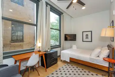 Image de Studio at The Frank