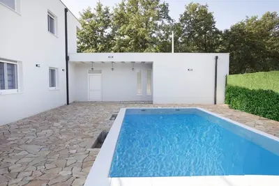 Image de Villa Sveta Obitelj - Two Bedroom Apartment with Balcony A1
