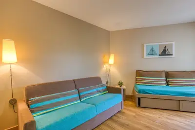 Image de Studio avec terrasse privée, parking et Wi-Fi sur la plage