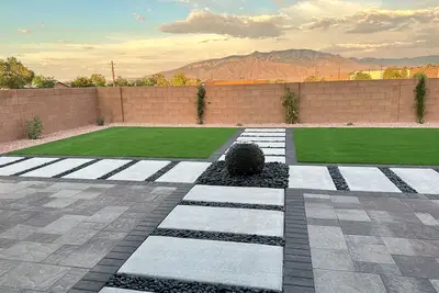 Image de Brand New beautiful and peaceful 3-bedroom house with fabulous mountain view