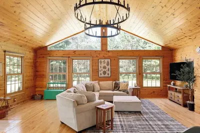 Image de Torch Lake House Central Lake