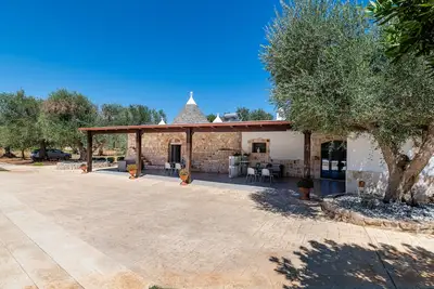 Image de Null 'Mandorlo' avec piscine partagée, Wi-Fi et climatisation
