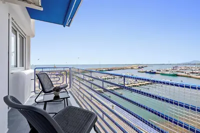 Image de Appartement 'Vora Port' avec vue sur la mer, Wi-Fi et climatisation