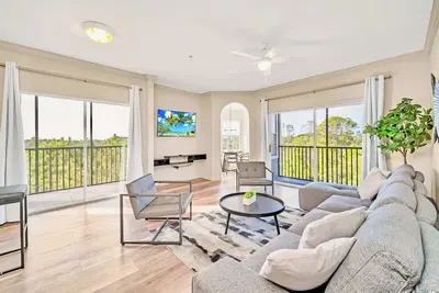 Image de Upstay Condo w Pool, Hot Tub & Sauna—Sleeps 8
