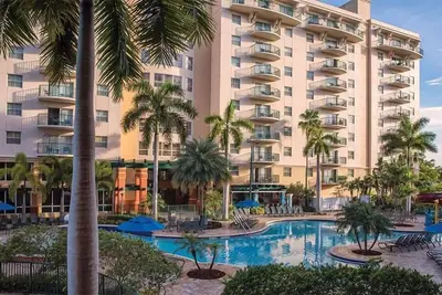 Image de 2br Plus Condo Family Fun Mini Golf, Beach, & Pool