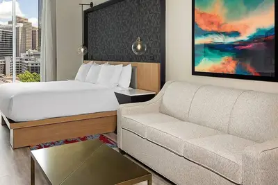 Image de Deluxe Studio Unit -Fulfill Your Big City Dreams!