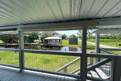 Image de Mermaid Mansion Waterfront Home in Bay St. Louis