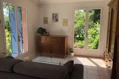 Image de Un studio indépendant dans un cœur de verdure