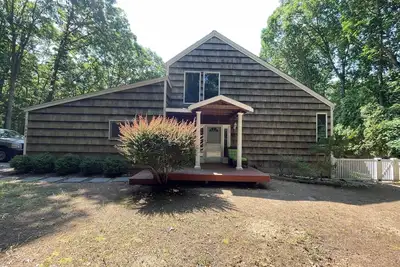 Image de Charming 3-bedroom house in chic Southampton with Ac ten minutes from Sag Harbor
