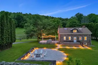 Image de Stone Cottage Horse Farm w/Pond & Peloton