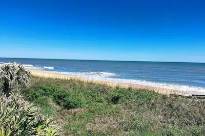 Image de 3-bedroom house in superb Ormond Beach within walking distance to the beach.