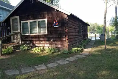 Image de Cozy 2-bedroom cabin on Lake George