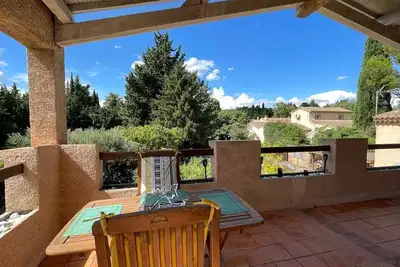 Au coeur des Alpilles - Appartement avec piscine dans propriété privée au calme