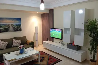 Image de Large luxury apartment with high quality furnishings and large swimming pool