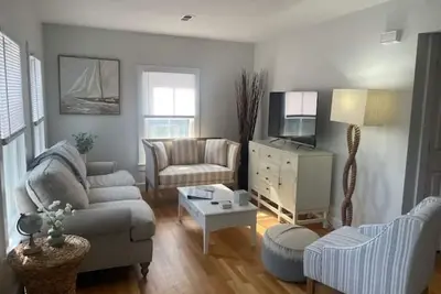 Image de Charming West Falmouth Apartment - walk to bikeway and Chappy beach!