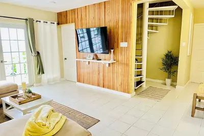 Image de Falcon Oceanviews 4br Penthouse\/Free Airport Transport\/Security\/Gated
