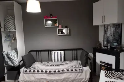 Image de Petit studio 17 mètres carrés tout équipé à proximité de Paris Centre