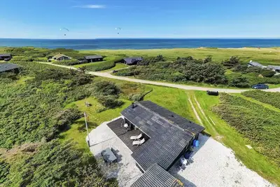 Image de Maison de vacances pour 5 a Løkken-By Traum