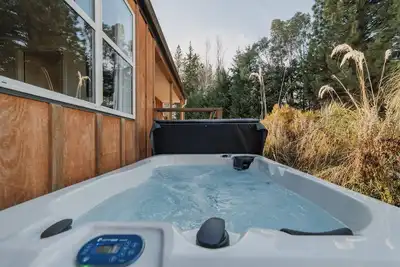 Image de Stargazing Combo - Spa, Parking, Near Church