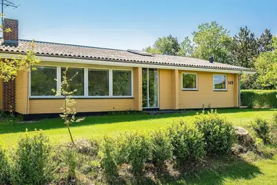 Image de Maison de vacances pour 6 a Farsø-By Traum