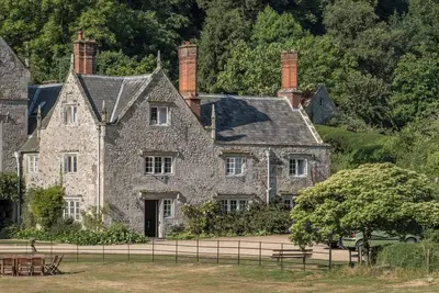 Image de Experience this 7-bedroom, self-contained wing of a magnificent Jacobean manor