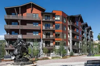 Image de 3br Presidential Condo Family Getaway in Mts!