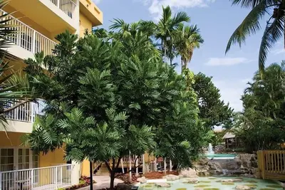 Image de 1br Deluxe Condo Fun at the Beach!