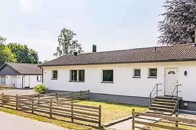 Image de Maison de vacances pour 7 a YNGSJÖ-By Traum