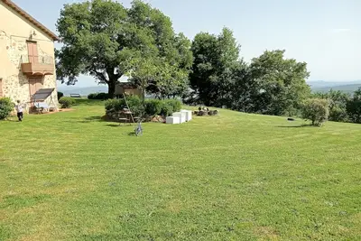 Image de Ideal for those who love nature, spa, sea and mountains! Well located farmhouse!