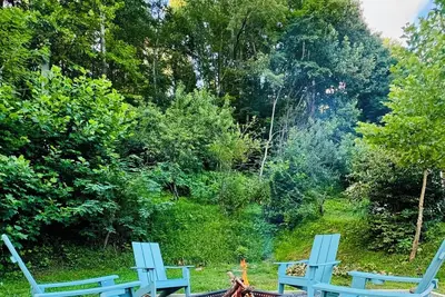 Image de Yellow Mt. Cottage \nCozy-Creek Front-Fire Pit