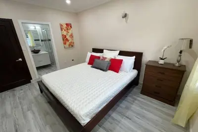 Image de 1Bd Apt on Main Rd - Ernie’s Place 1n\n