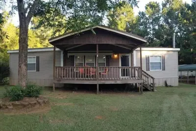 Image de Quiet Country Retreat 3 bed\/2 bath