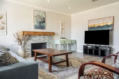 Image de Charming 4-bedroom house with WiFi, Ac in delightful San Jose
