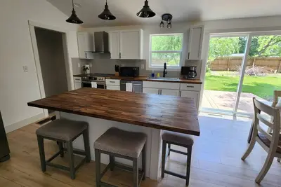 Image de Cozy 3-bedroom house with WiFi, Ac in enjoyable Joplin
