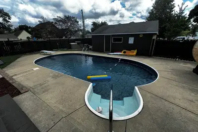 Image de Beautiful private vacation home close to State Fair Park. Outdoor pool, sleeps 6