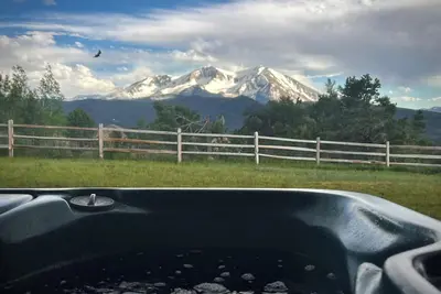 Image de Deer Ranch / Private Hot Tub, 2br Retreat\n\n