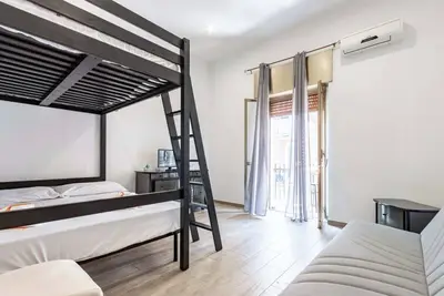 Image de Street View Apartment by Rentbeat