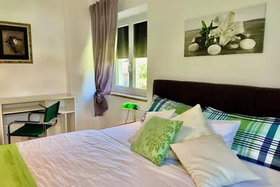 Image de Bright vacation apartment on the second floor on the right