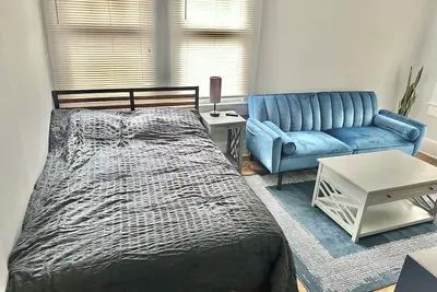 Image de Comfy Studio Apartment on a Budget in welcoming Mobile