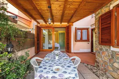 Image de Villetta Graziosa by Propertize | con giardino