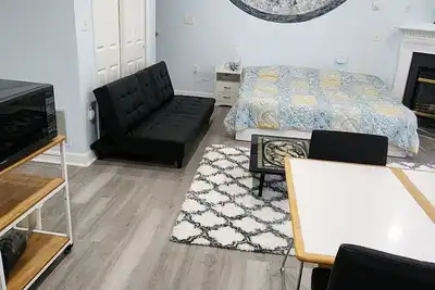 Image de Charming house close to Dulles Airport and Dulles Town Center in Sterling