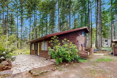 Image de Evergreen getaway with hot tub, gas grill, Wifi and W/D