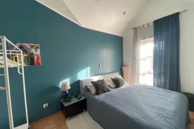 Image de Quietly located villa with 2 apartments on the outskirts of town with private parking space