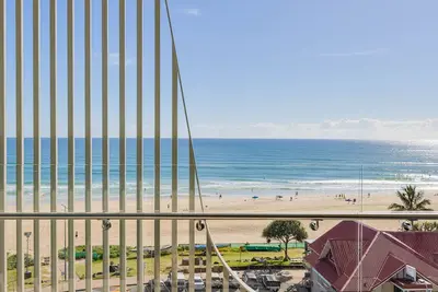 Image de Little Groyne Kirra Beach Unit 602 Brand new apartment with ocean views, Wi-Fi inc.